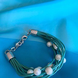 Wax Cord and Pearl Bracelet in Turquoise and Silver Tone